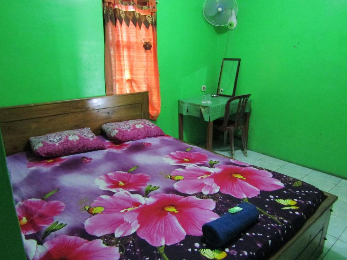 Losmen Kinasih Puncak & Gazebo Pandang Bantul Extérieur photo